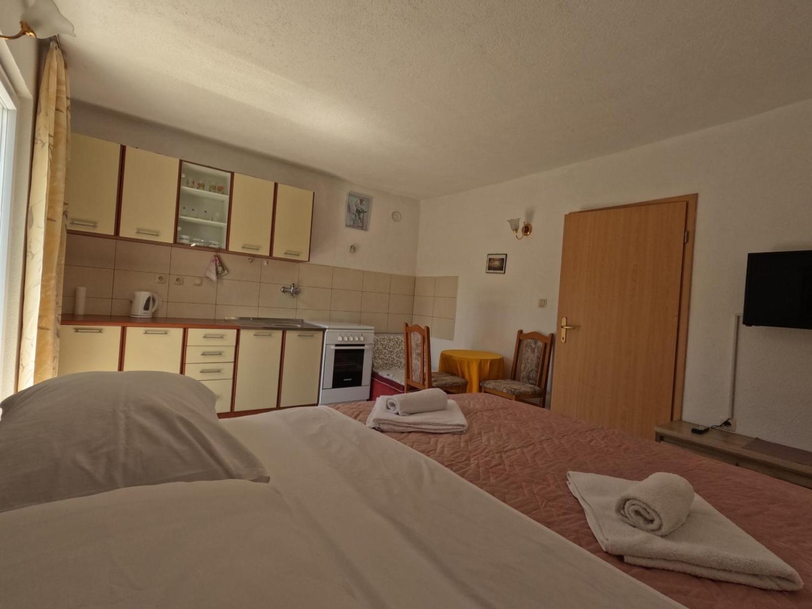 Apartmani Lena Шибеник Экстерьер фото