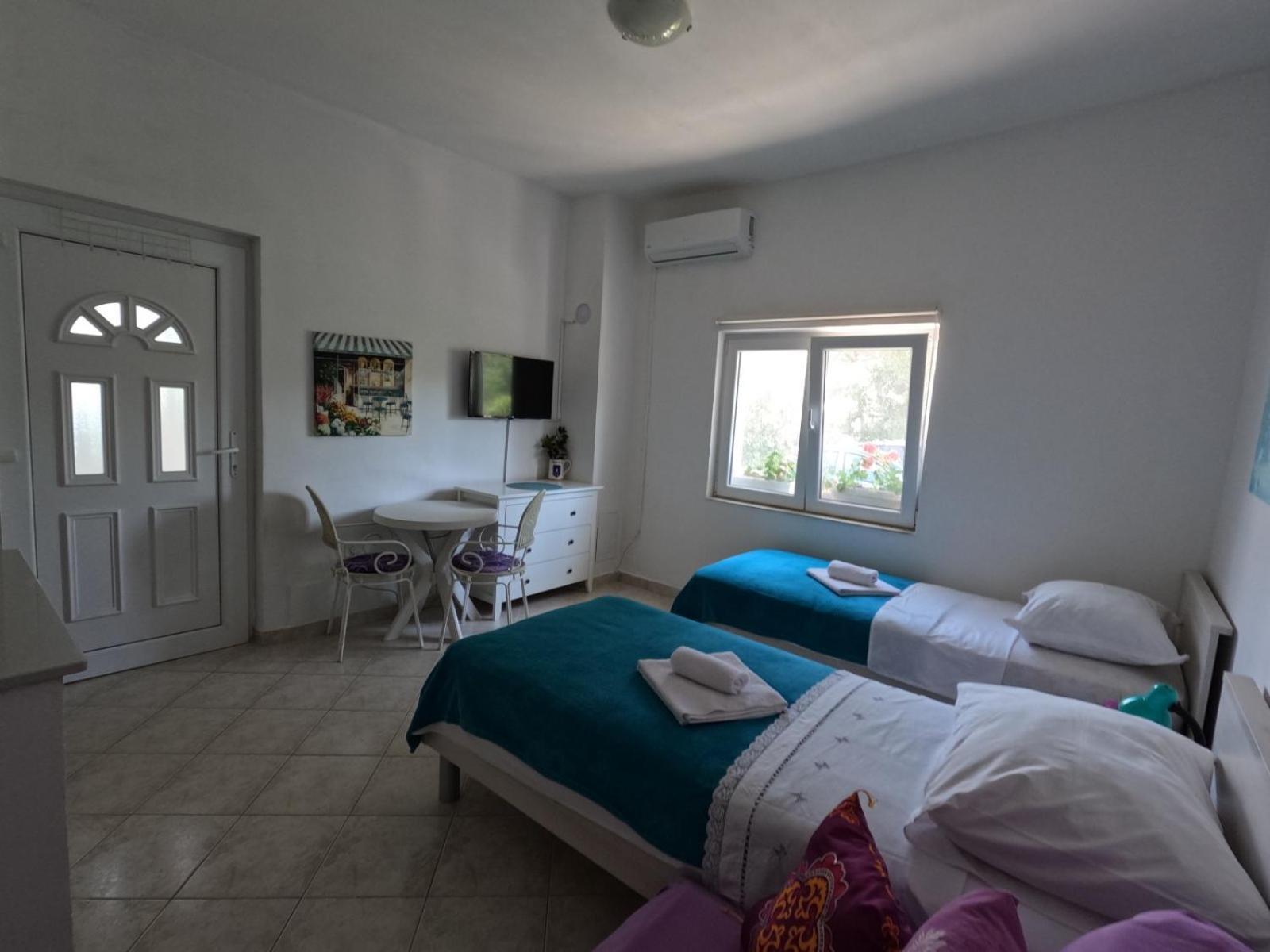 Apartmani Lena Шибеник Экстерьер фото