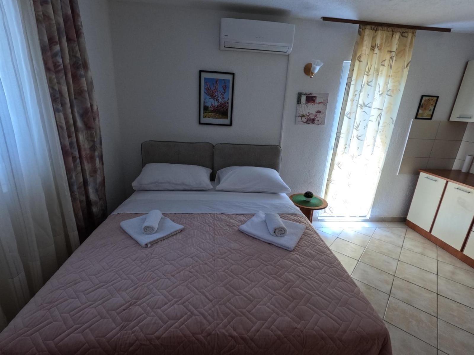 Apartmani Lena Шибеник Экстерьер фото