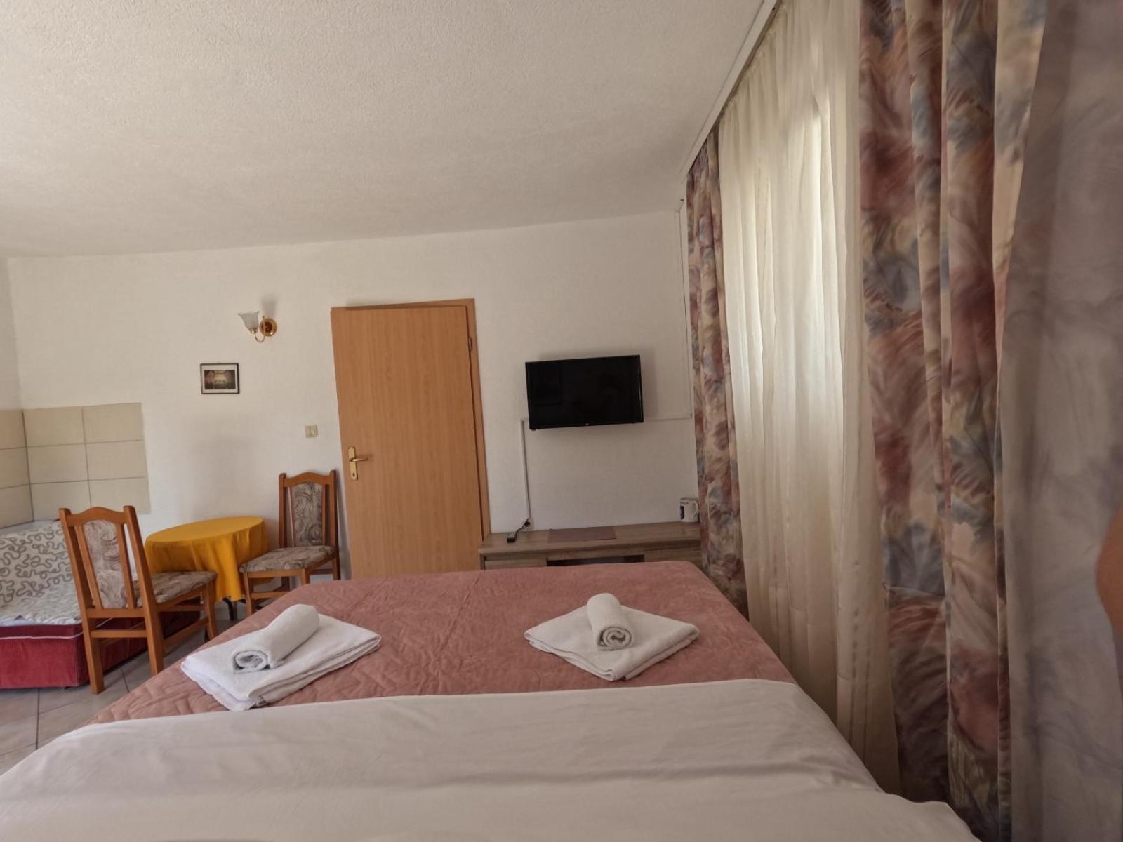 Apartmani Lena Шибеник Экстерьер фото